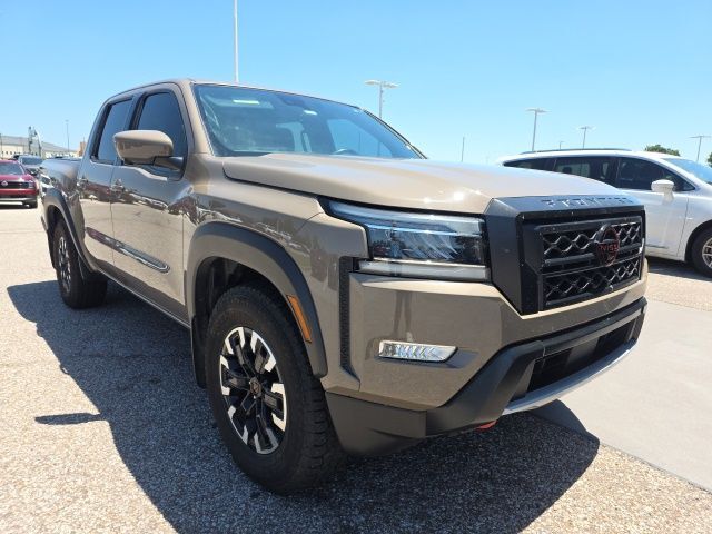 2022 NISSAN Frontier