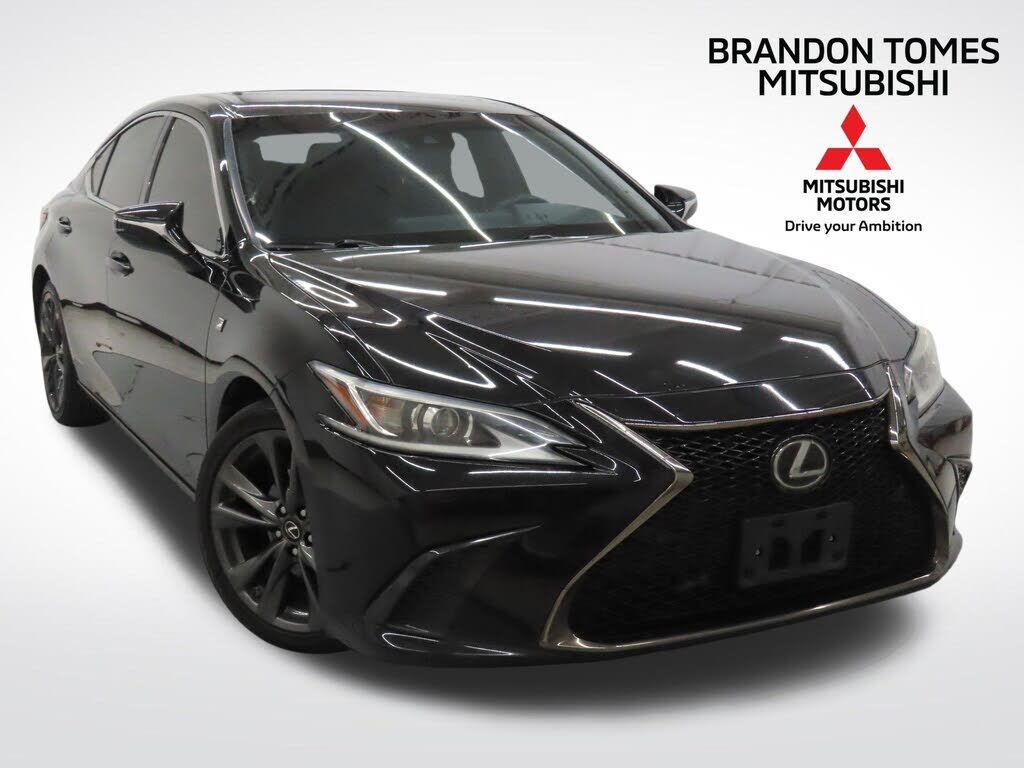 2019 LEXUS ES