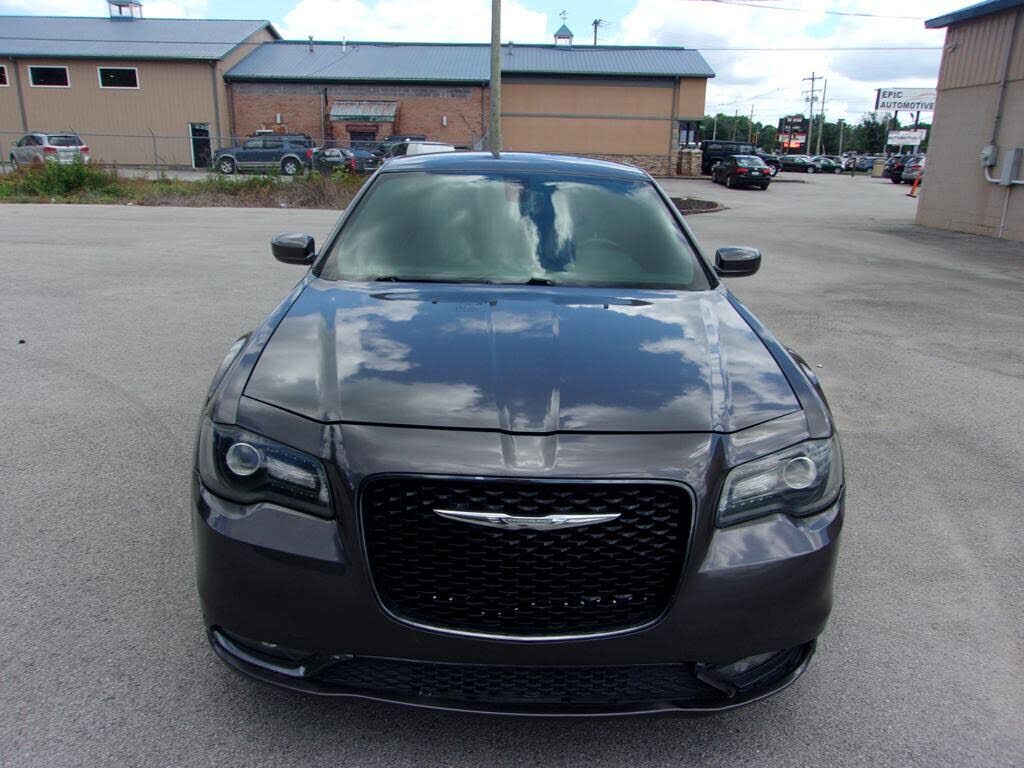 2016 CHRYSLER 300