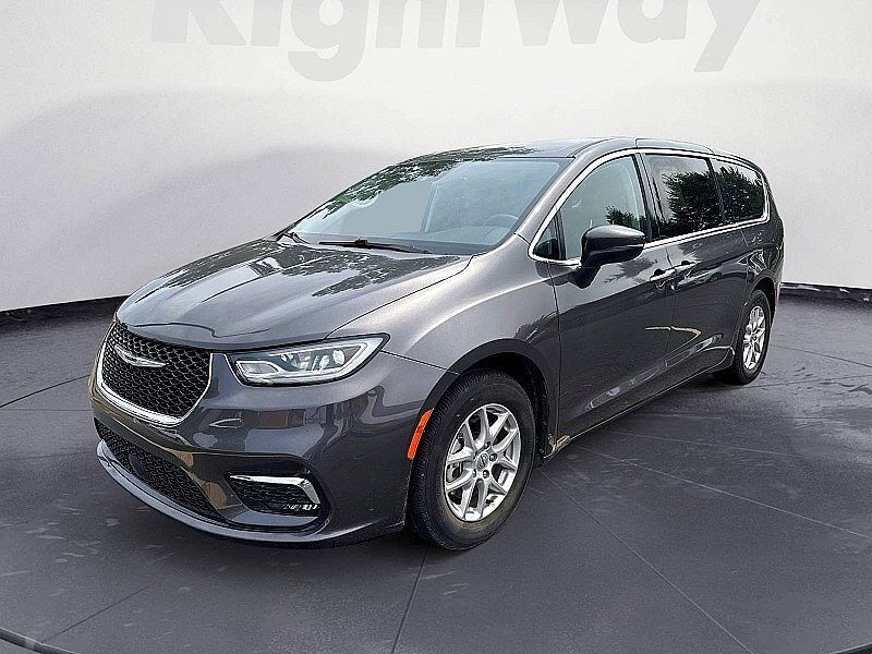2023 CHRYSLER Pacifica