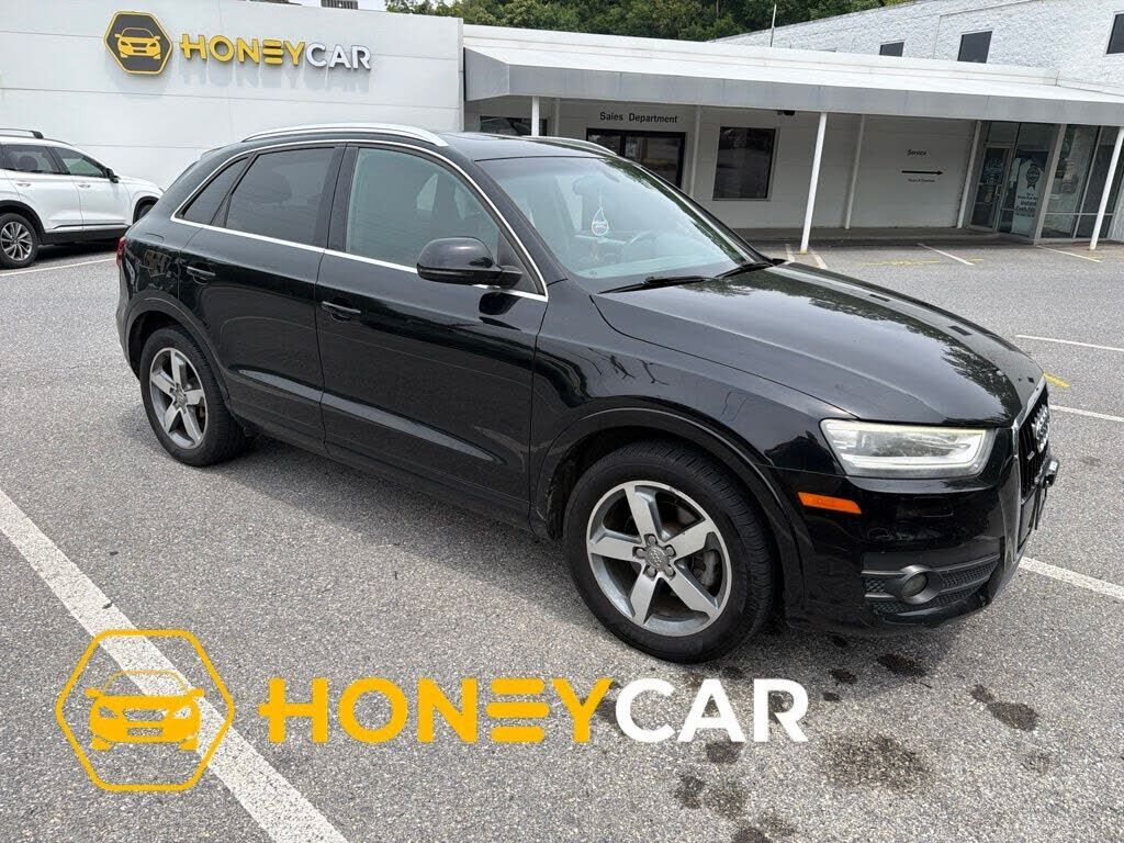2015 AUDI Q3