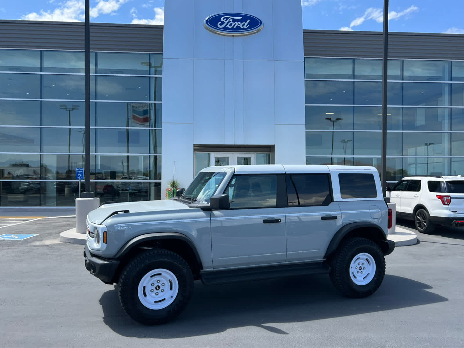 2026 FORD Bronco