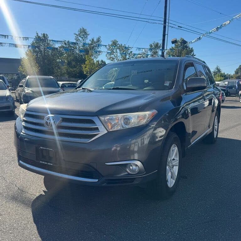 2013 TOYOTA Highlander
