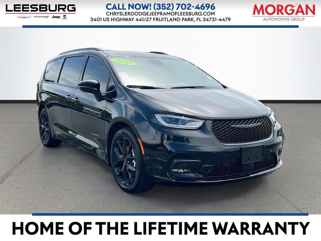 2025 CHRYSLER Pacifica
