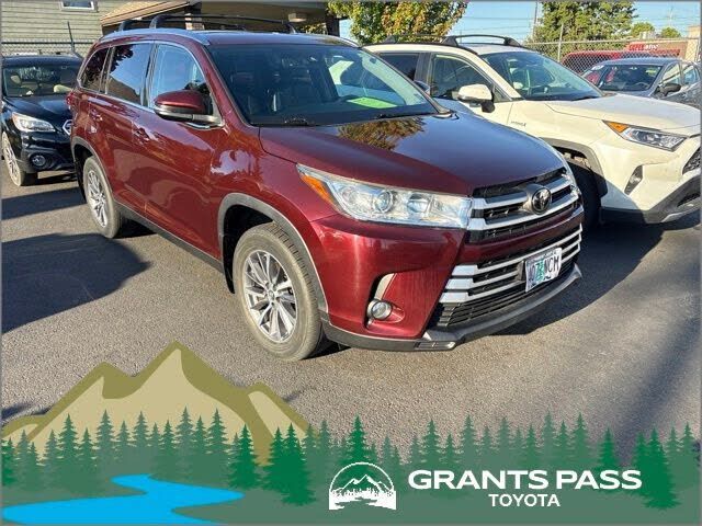 2019 TOYOTA Highlander