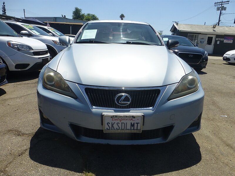2013 LEXUS IS
