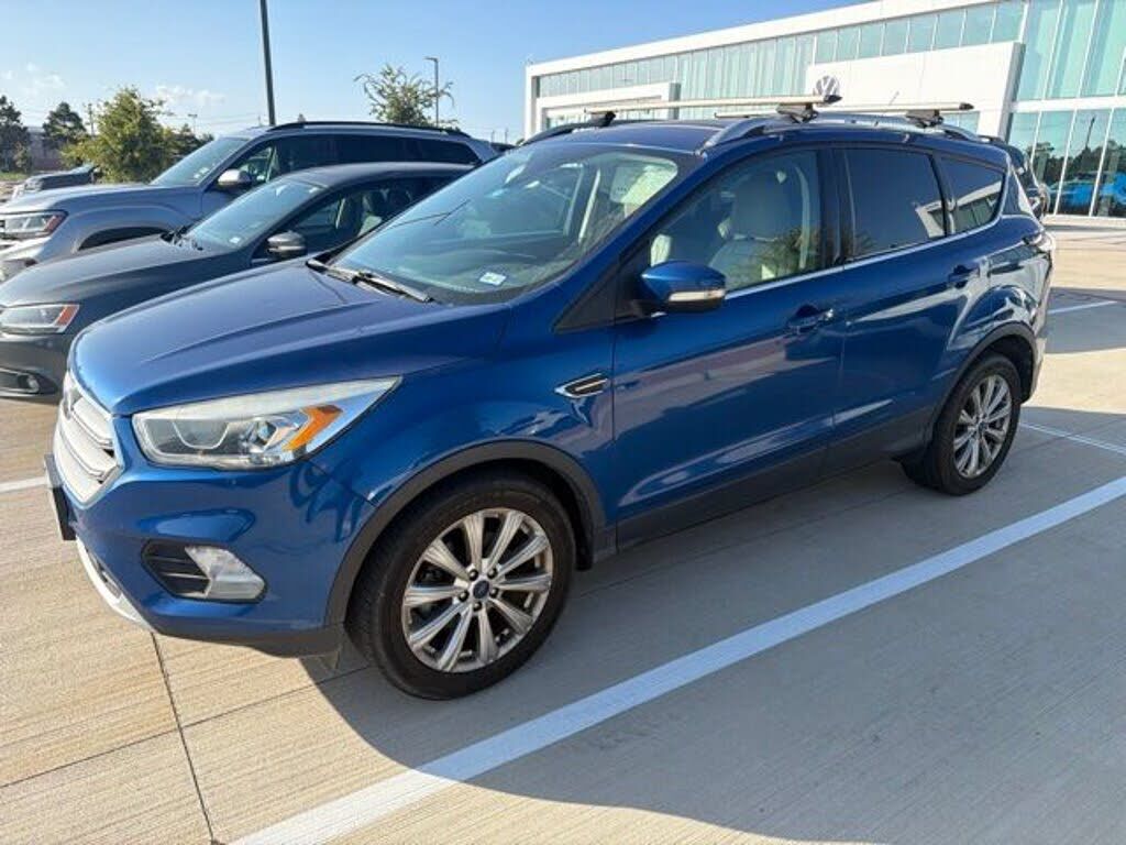 2017 FORD Escape
