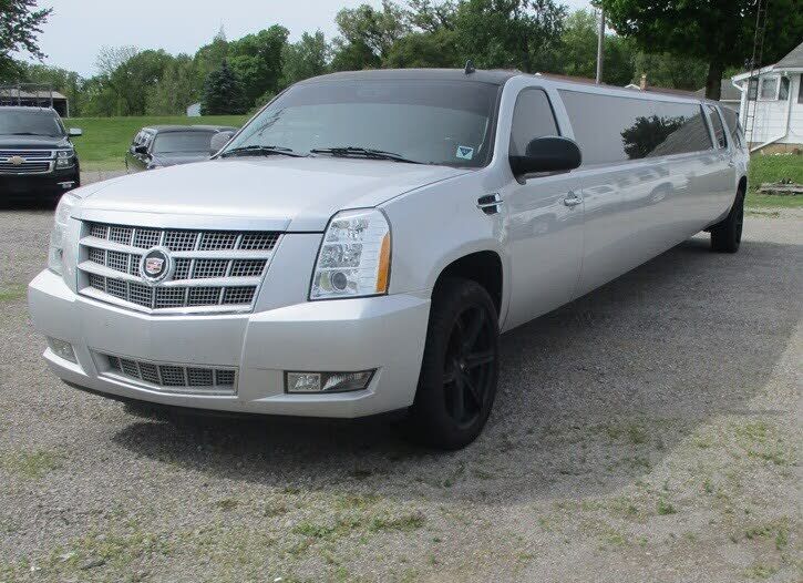 2011 CHEVROLET Suburban