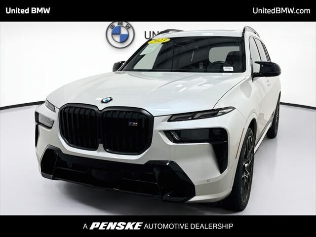 2023 BMW X7