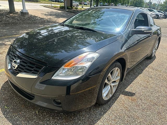 2009 NISSAN Altima