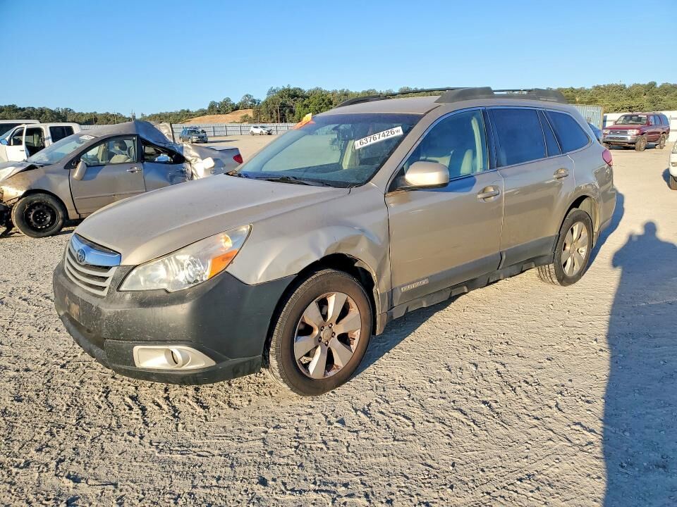 2010 SUBARU Outback
