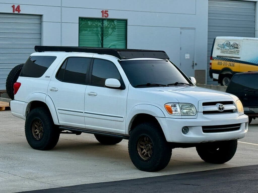 2006 TOYOTA Sequoia