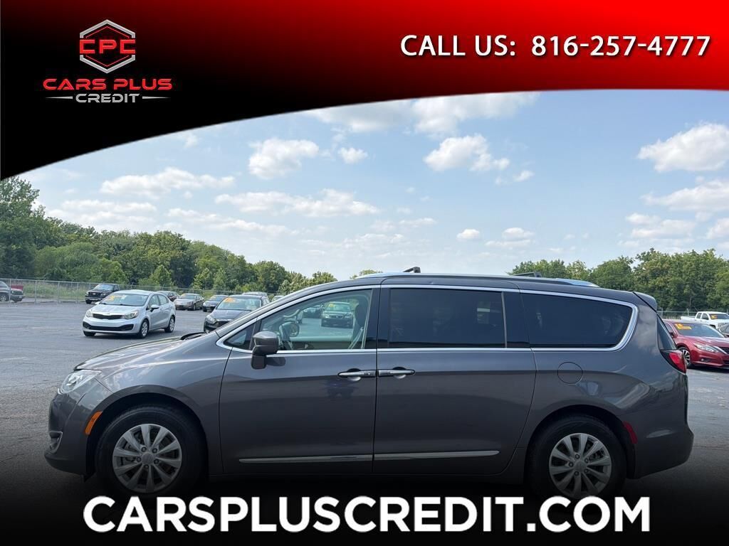 2019 CHRYSLER Pacifica
