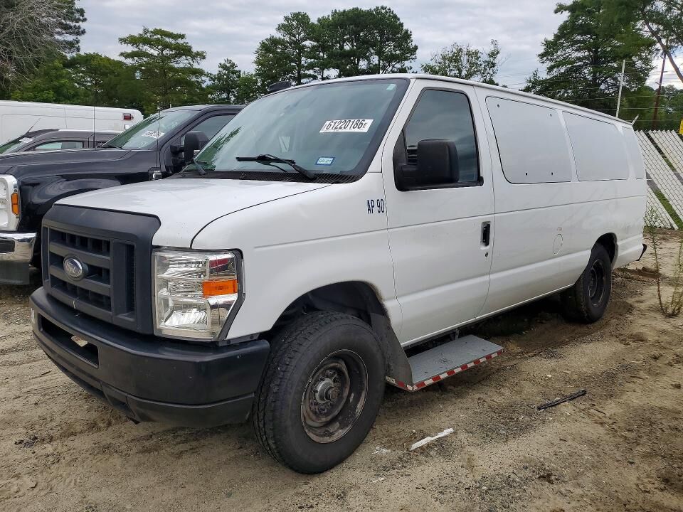 2012 FORD E-350