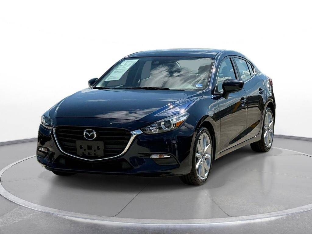 2017 MAZDA Mazda3
