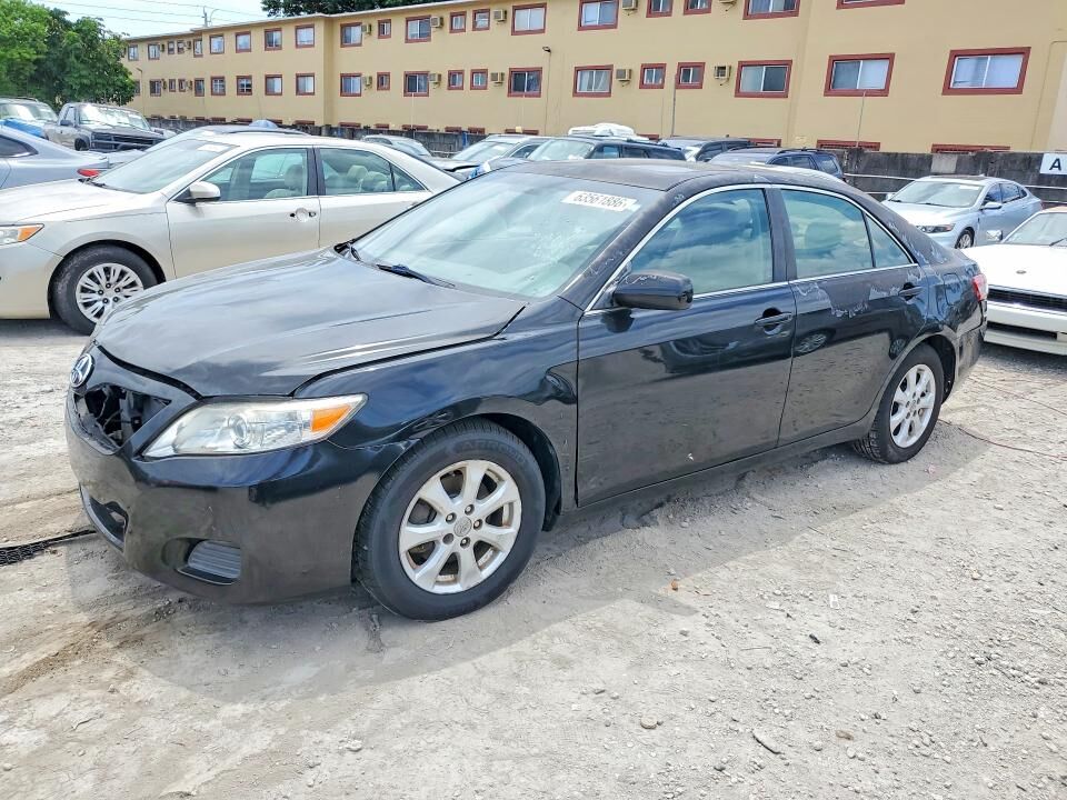 2011 TOYOTA Camry