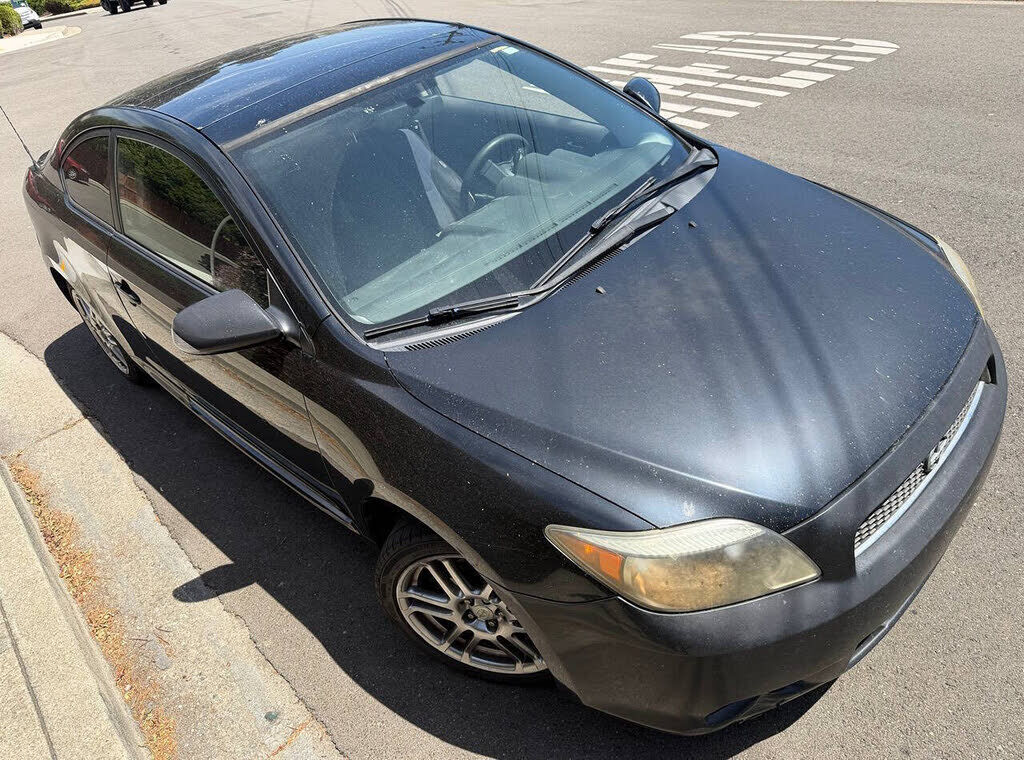 2005 TOYOTA SCION