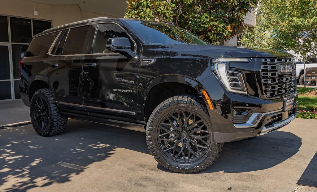 2025 GMC Yukon