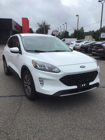 2022 FORD Escape