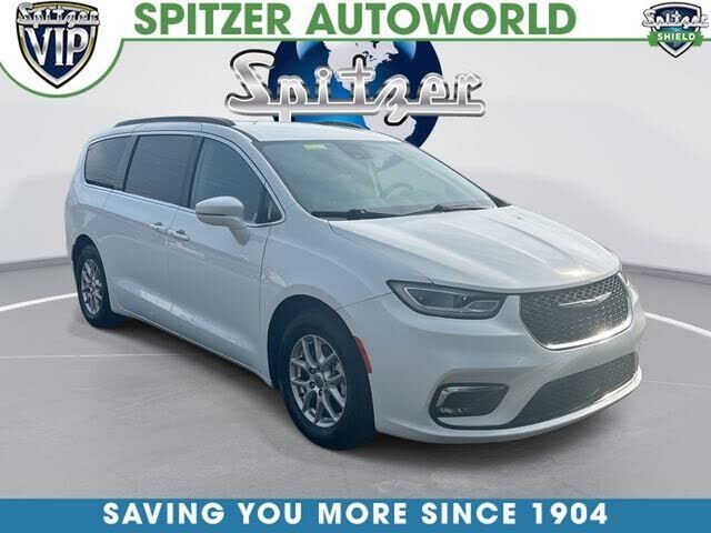2022 CHRYSLER Pacifica