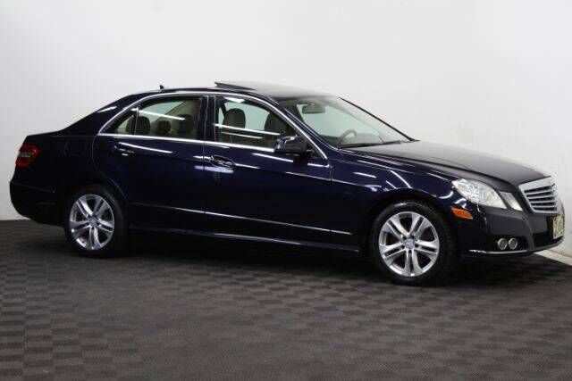 2011 MERCEDES-BENZ E-Class