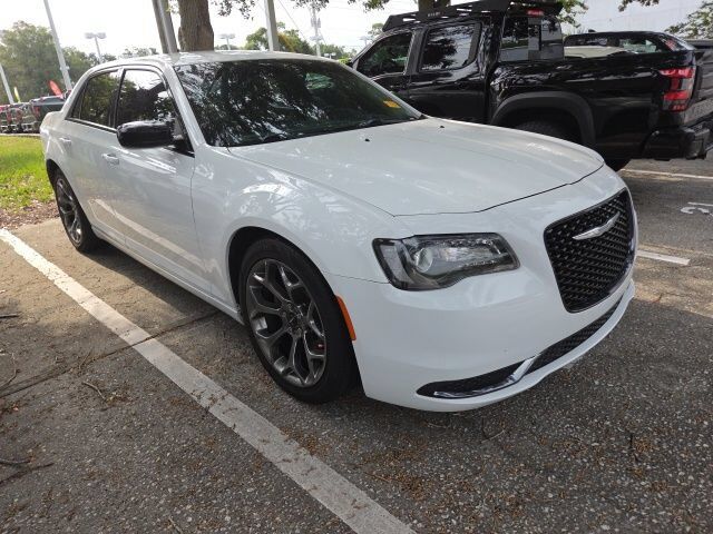 2018 CHRYSLER 300