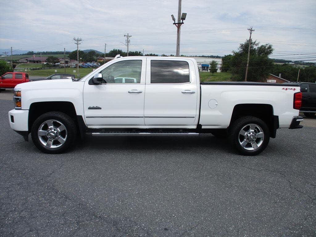 2017 CHEVROLET Silverado