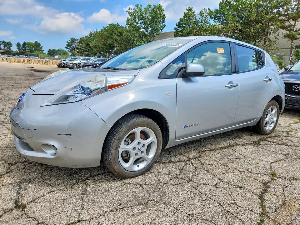 2012 NISSAN Leaf