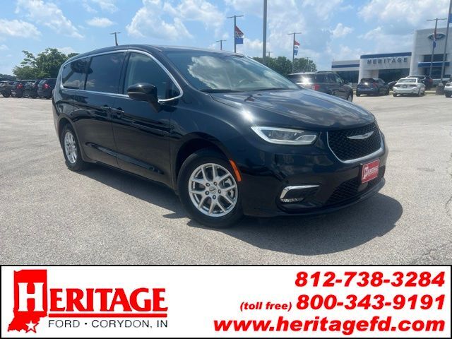 2023 CHRYSLER Pacifica