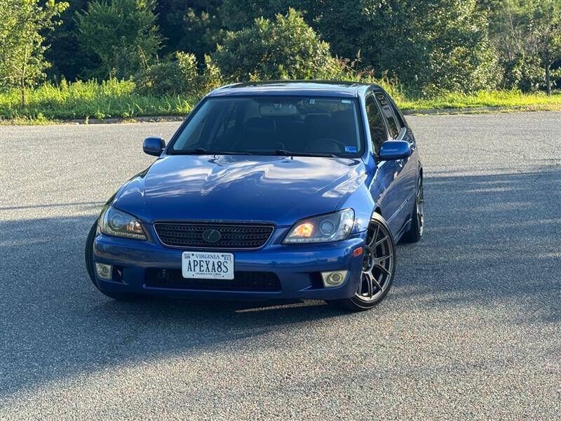 2002 LEXUS IS
