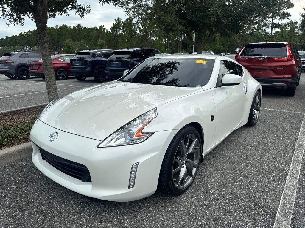 2016 NISSAN 370Z