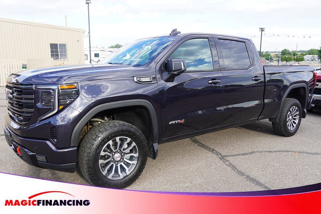 2023 GMC Sierra