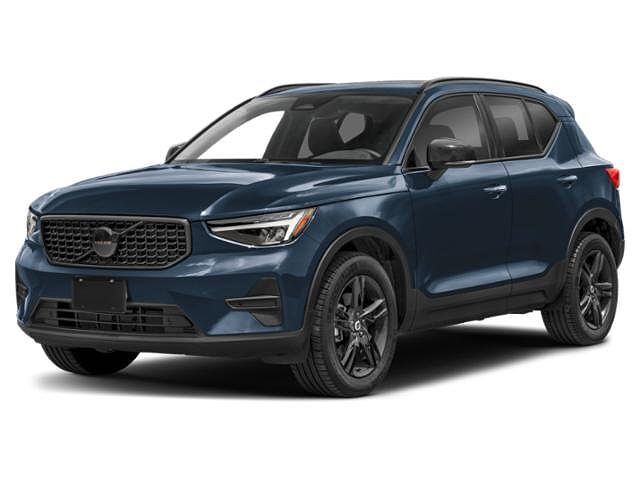 2026 VOLVO XC40