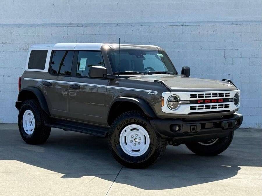 2026 FORD Bronco