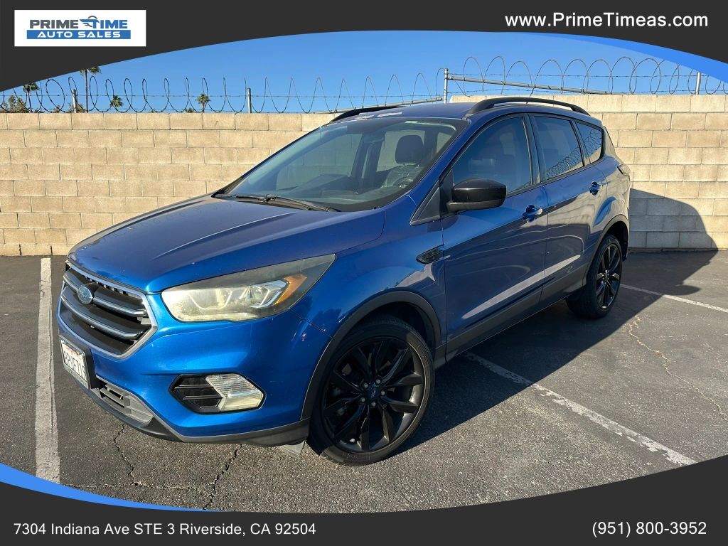 2017 FORD Escape