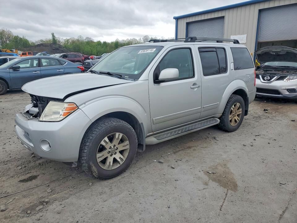 2012 NISSAN Pathfinder