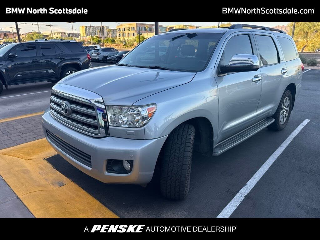 2014 TOYOTA Sequoia