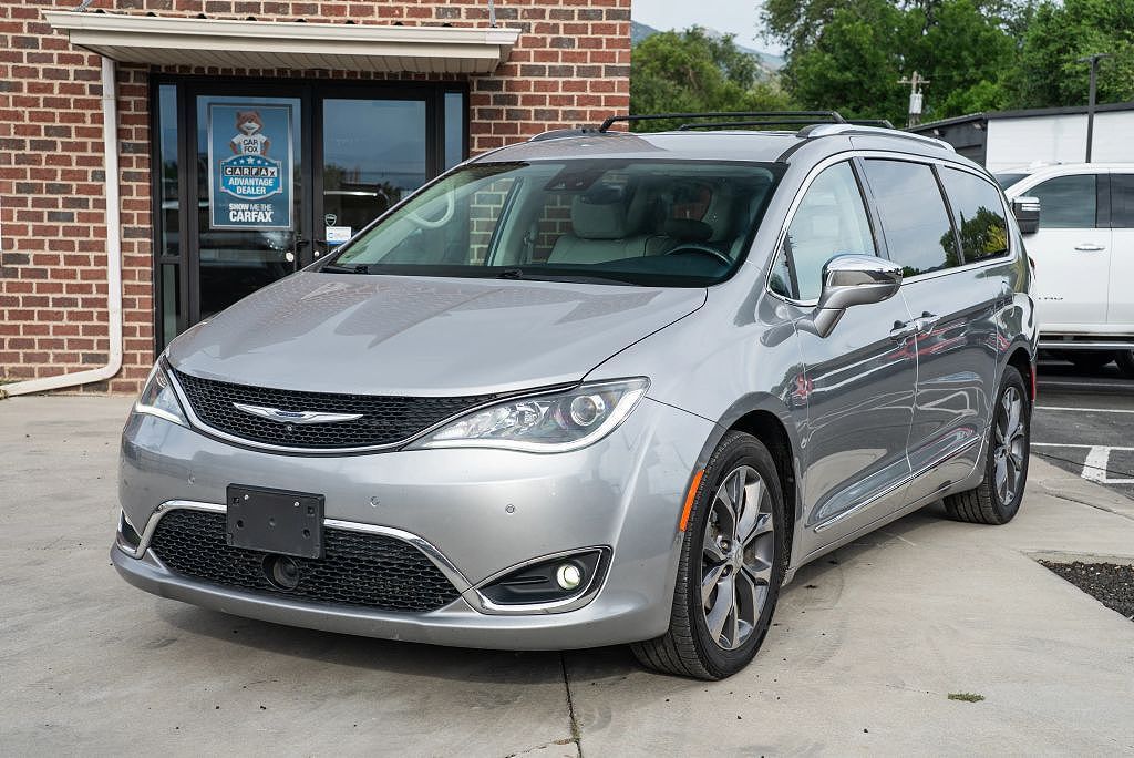 2017 CHRYSLER Pacifica