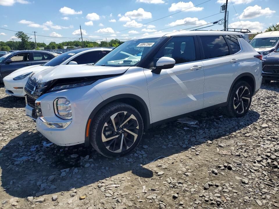 2024 MITSUBISHI Outlander