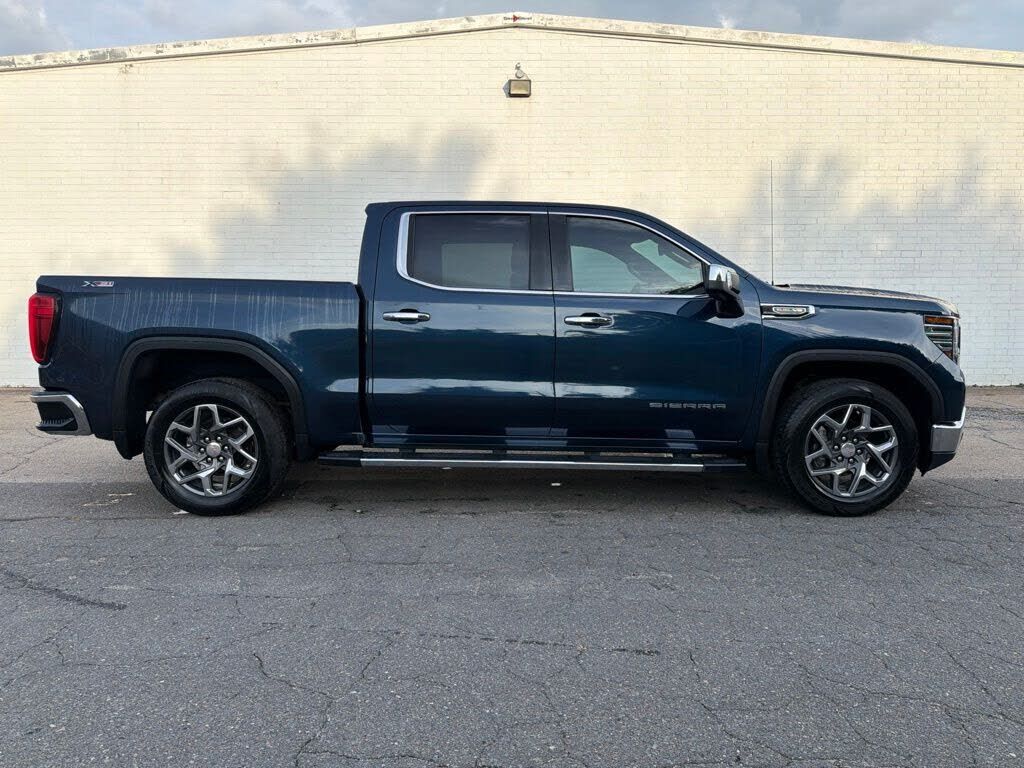 2023 GMC Sierra