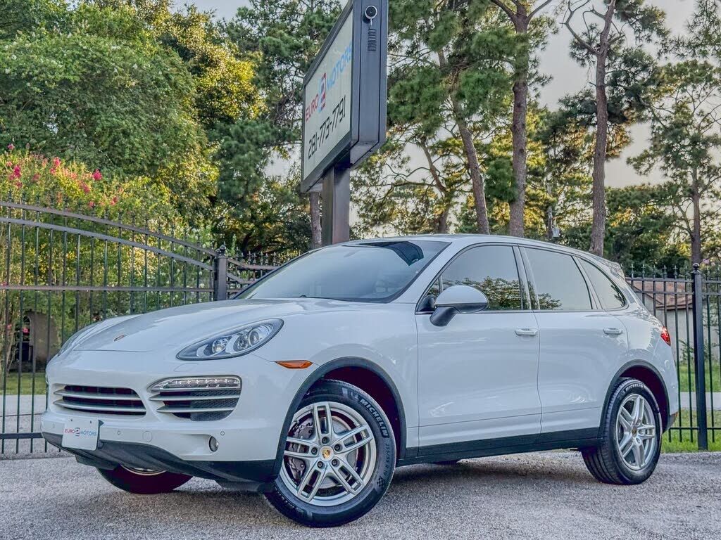 2014 PORSCHE Cayenne