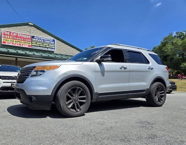 2014 FORD Explorer