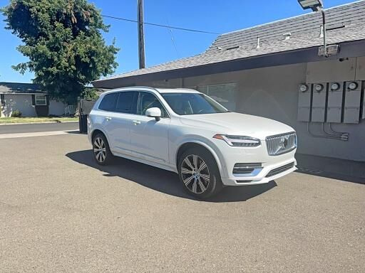 2025 VOLVO XC90