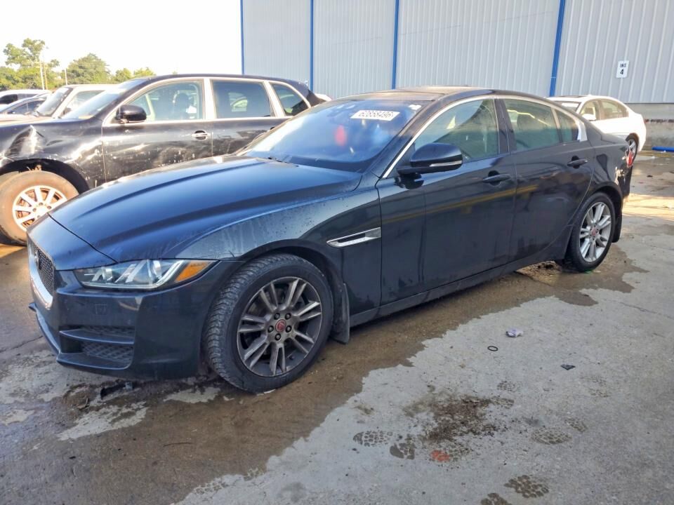 2017 JAGUAR XE