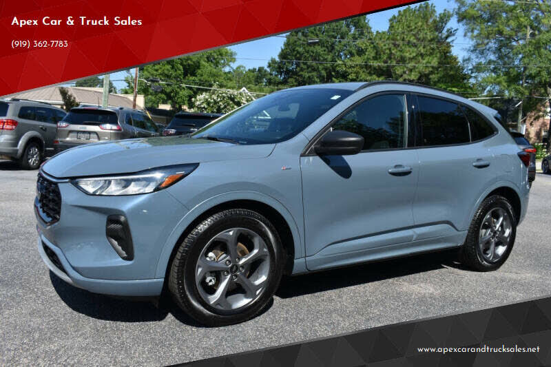 2024 FORD Escape