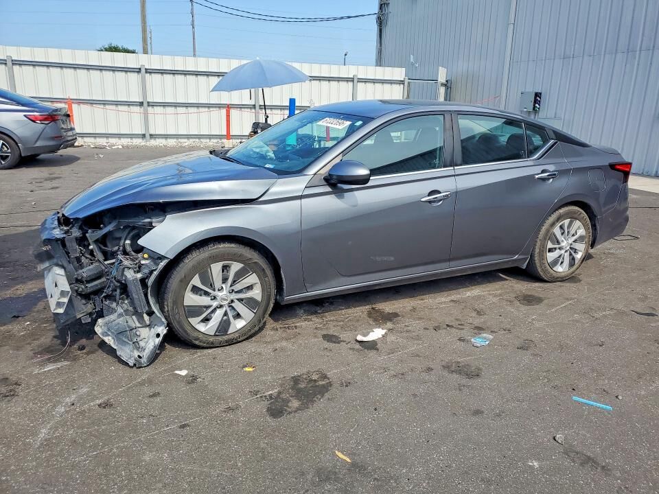 2020 NISSAN Altima