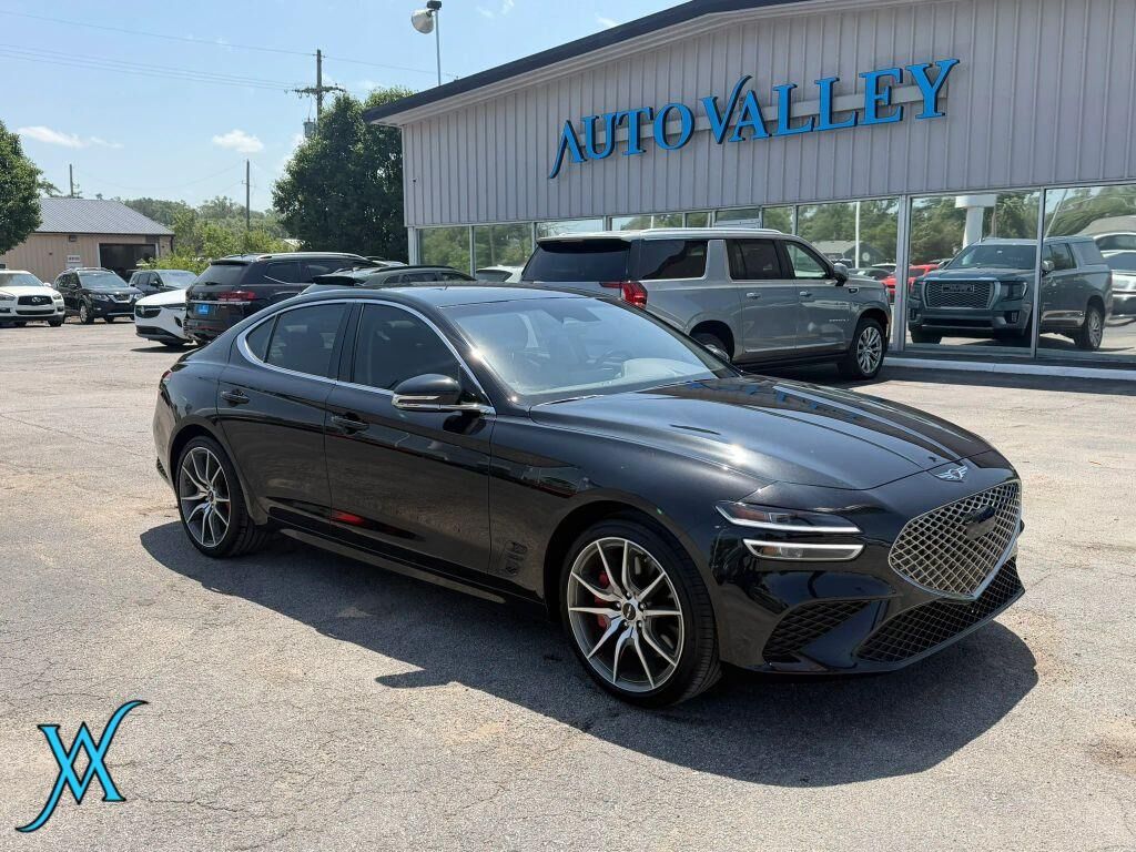 2025 GENESIS G70