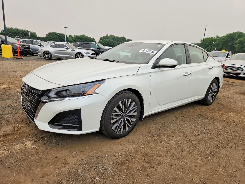 2023 NISSAN Altima