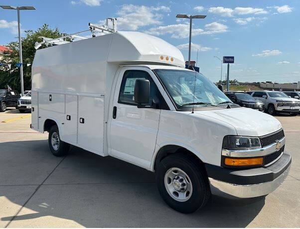 2025 CHEVROLET Express