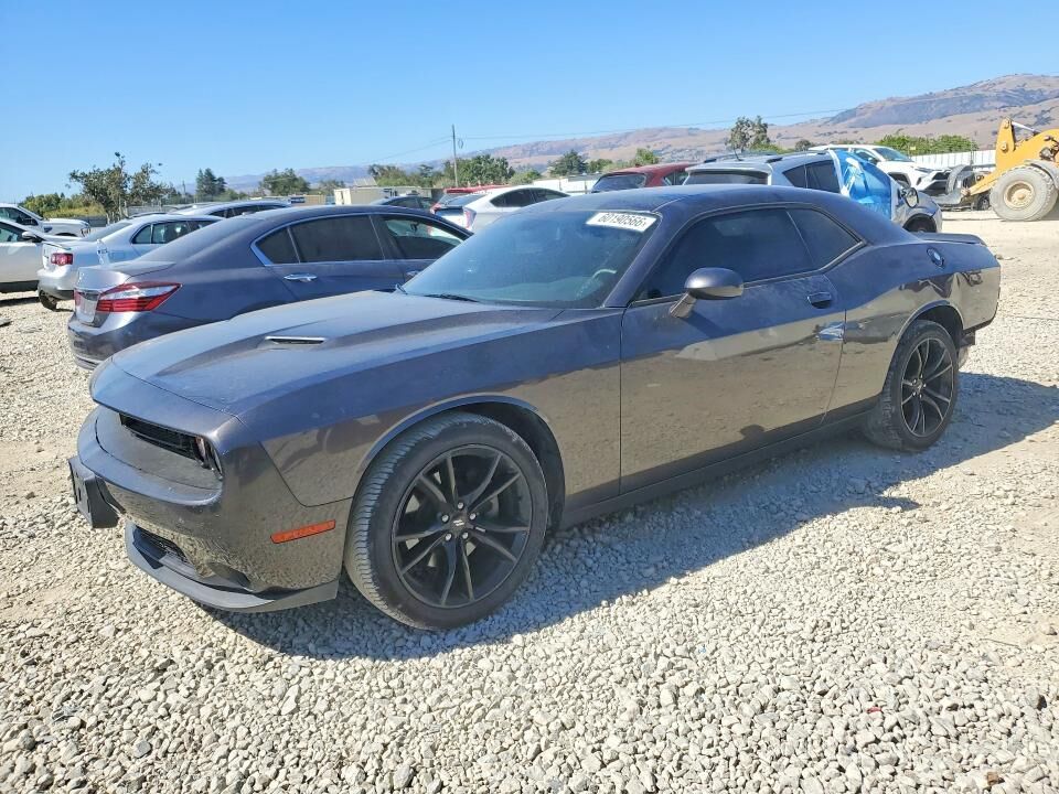 2017 DODGE Challenger